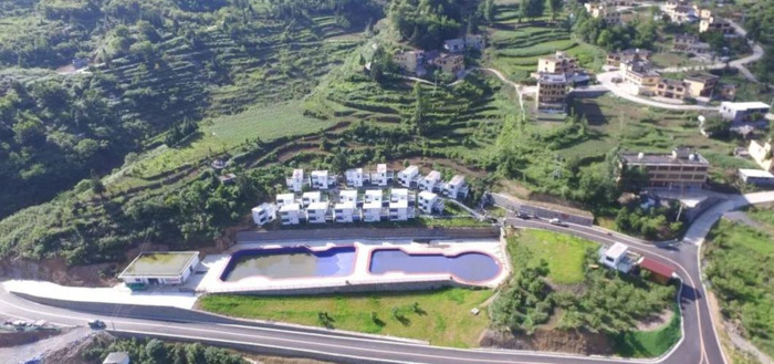 百里杜鹃附近【百里杜鹃风景名胜区住哪里好】