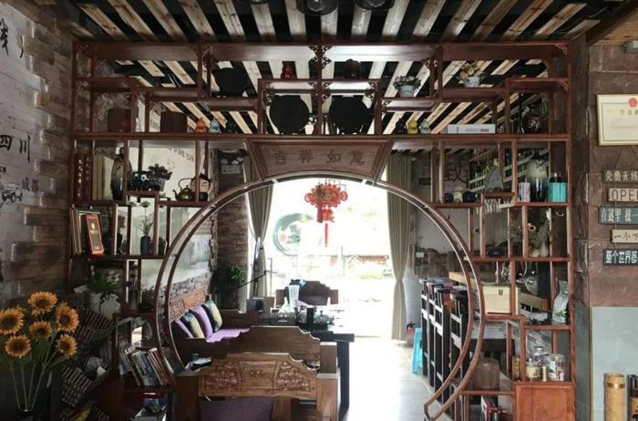 百里杜鹃附近【百里杜鹃风景名胜区住哪里好】