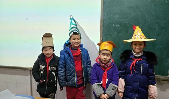 做一顶帽子课后反思【找帽子教案反思】