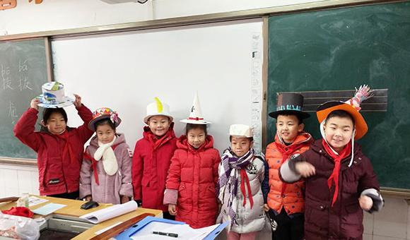做一顶帽子课后反思【找帽子教案反思】