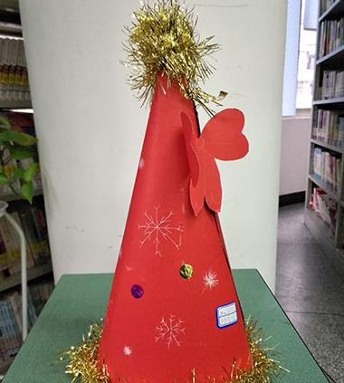 做一顶帽子课后反思【找帽子教案反思】