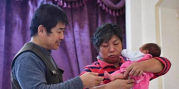 两个孩子差8岁还能生二胎吗【二胎差八岁有什么说的吗?】