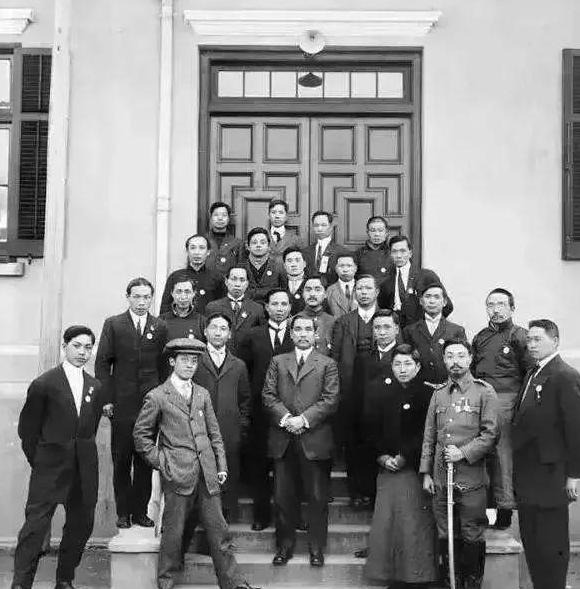 高人预言中国的未来【如果未来人挖到】