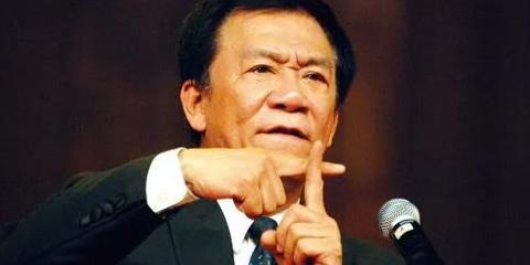 谁抢了侯耀文的老婆【侯耀文几个老婆】