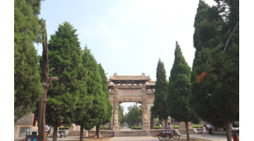 携子抱孙坟墓设计图纸【孔子携子抱孙图】