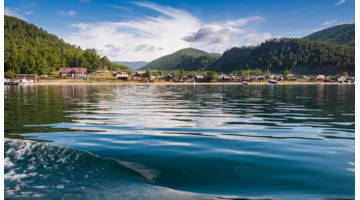 新疆和田玉籽料与俄籽料区别【和田碧玉新疆料和俄料的区别】