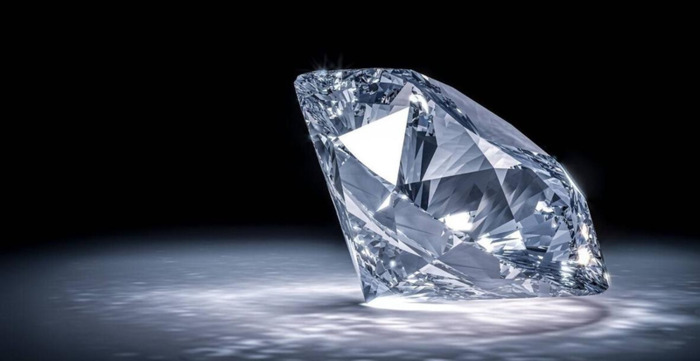 新疆和田玉籽料与俄籽料区别【和田碧玉新疆料和俄料的区别】