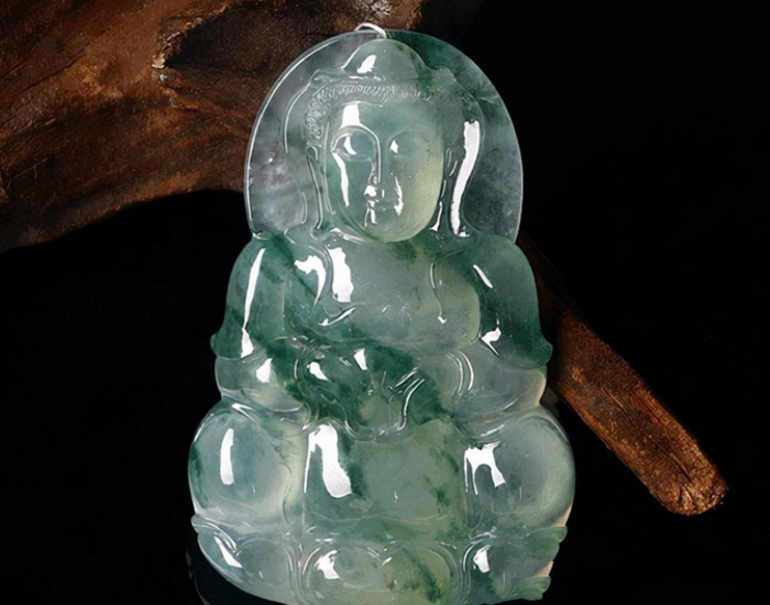 新疆和田玉籽料与俄籽料区别【和田碧玉新疆料和俄料的区别】