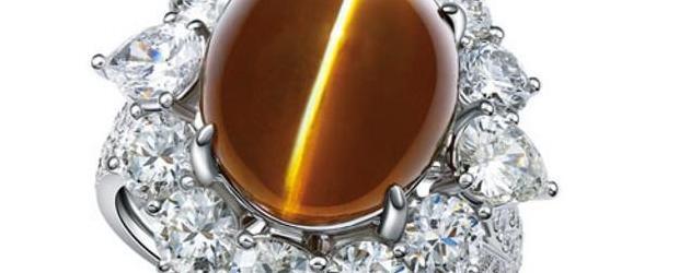 新疆和田玉籽料与俄籽料区别【和田碧玉新疆料和俄料的区别】