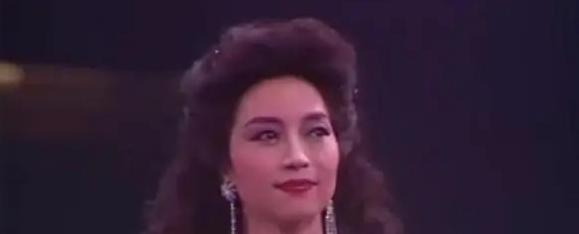 徐小凤个人资料简介【徐小凤个人资料照片】