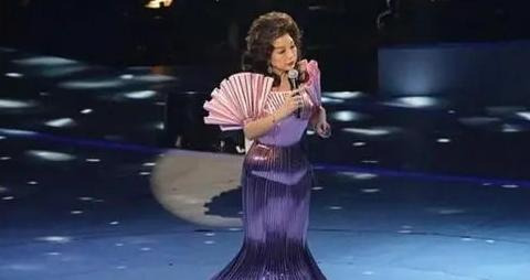 徐小凤个人资料简介【徐小凤个人资料照片】