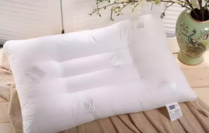 宝宝枕乳胶枕头好还是枕普通枕头好【孩子睡乳胶枕好还是棉枕头好】