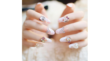 在学校学美甲好,还是店里学美甲好【学校学美甲跟店里学美甲怎么不一样】