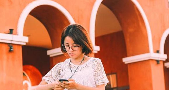 面相很苦的女人【看看面相,命苦的女人,是啥样的】