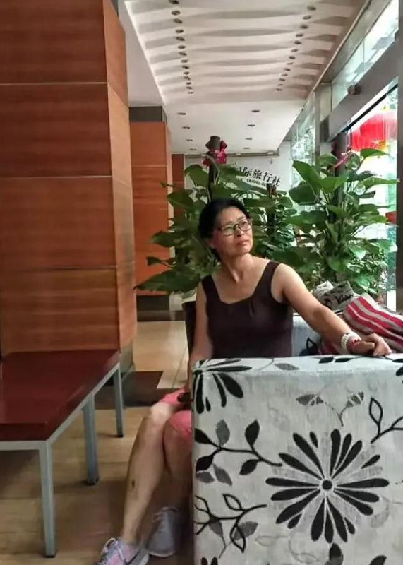 宽窄巷子晚上怎么样【宽窄巷子白天好看还是晚上好看】