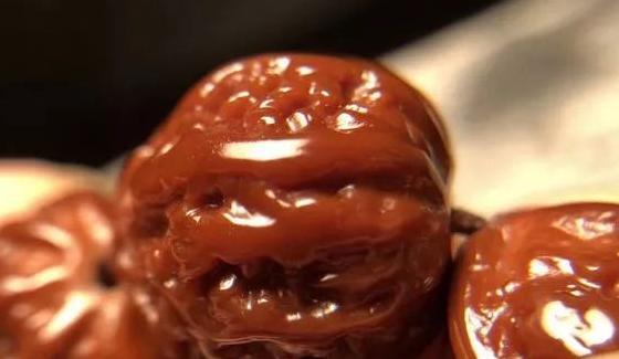 猴头核桃手串怎么盘红的快【文玩核桃猴头怎么盘红的快】