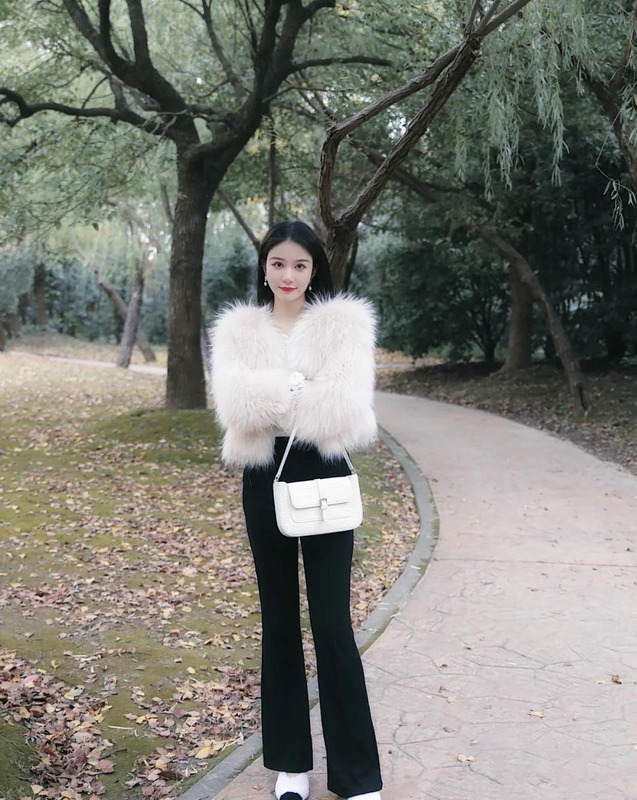 女式皮草短外套【皮草年轻款女外套】