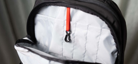 始祖鸟标志都是刺绣吗【始祖鸟标志的含义】