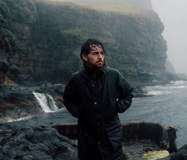 色彩分析【色彩分析怎么写】