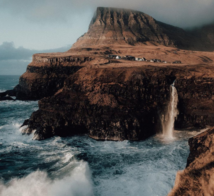 色彩分析【色彩分析怎么写】