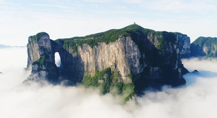 张家界离天门山有多远?【张家界和天门山离多远】