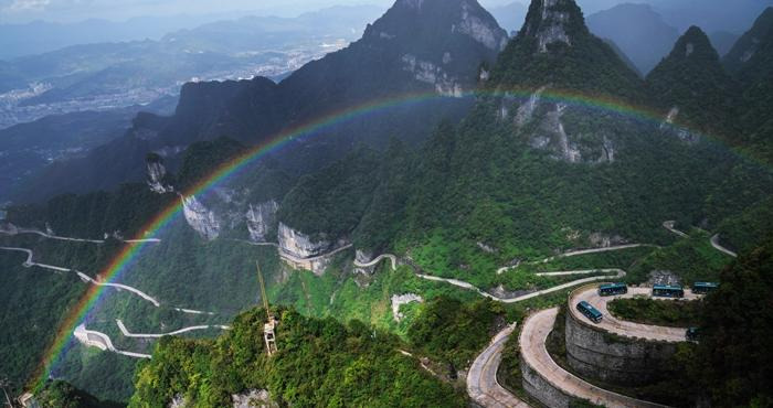 张家界离天门山有多远?【张家界和天门山离多远】