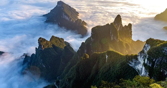 张家界离天门山有多远?【张家界和天门山离多远】