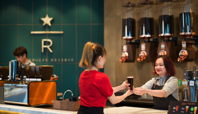 星巴克旗舰店【星巴克旗舰店和普通店的区别】