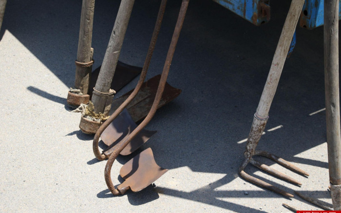 铁铲【铁铲多少钱一把】