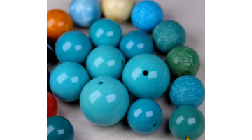 绿松石的各种颜色【绿松石的颜色是什么颜色】