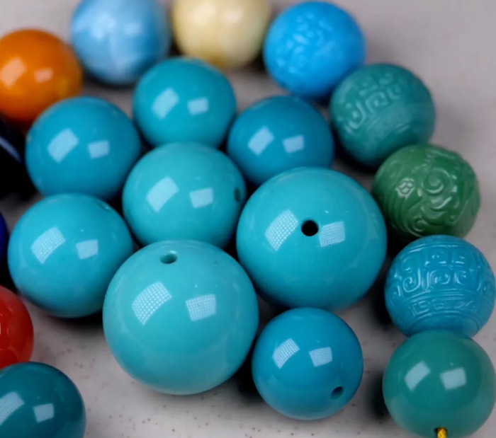 绿松石的各种颜色【绿松石的颜色是什么颜色】