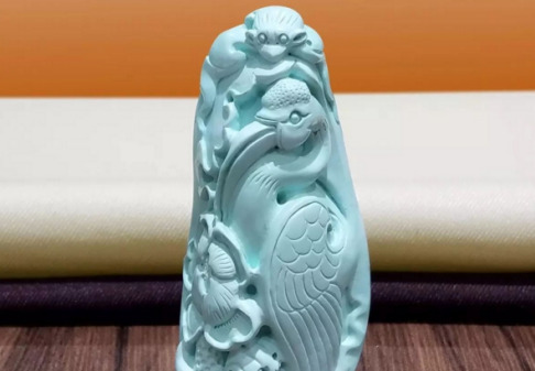 绿松石的各种颜色【绿松石的颜色是什么颜色】