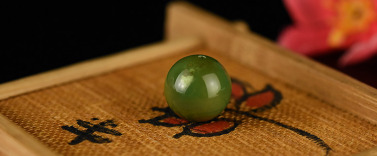 绿松石的各种颜色【绿松石的颜色是什么颜色】