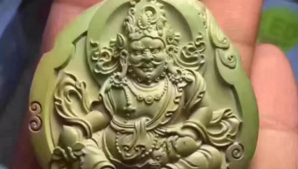 绿松石的各种颜色【绿松石的颜色是什么颜色】