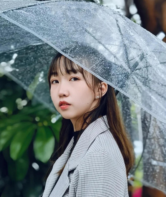 手机照片背景虚化怎么弄【醒图照片背景虚化怎么弄】