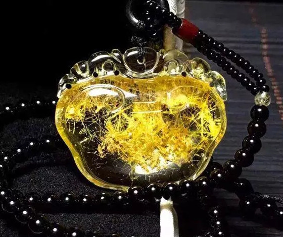 女人佩戴绿幽灵好不好【女人戴绿幽灵好吗】