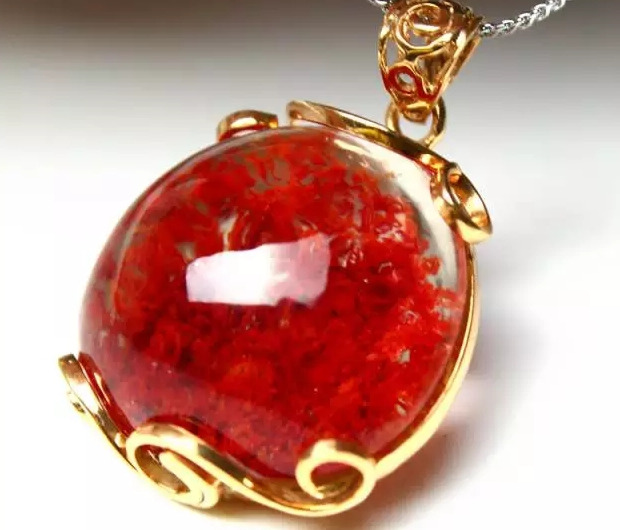 女人佩戴绿幽灵好不好【女人戴绿幽灵好吗】