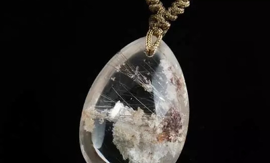 女人佩戴绿幽灵好不好【女人戴绿幽灵好吗】