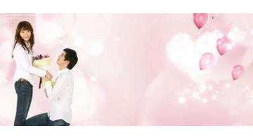 单膝下跪左腿还是右腿【男生单膝下跪左腿还是右腿】