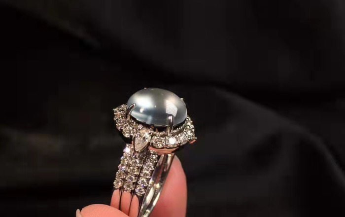 碳酸盐质玉对身体有没有害处【碳酸盐质玉对人的好处】