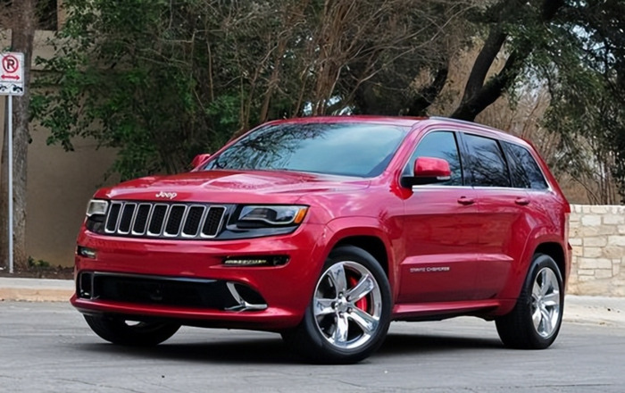 吉普服装商标图案【吉普男装的商标是什么】