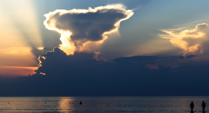 35岁欠债30万【35岁欠款30万想上岸】