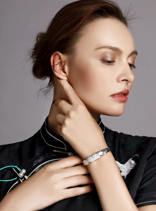 自己怎么鉴定纯银【自己怎么鉴定纯银手链】