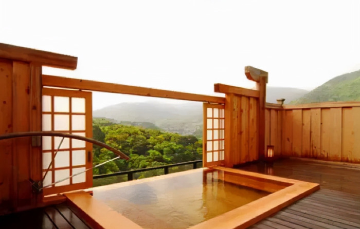 泡温泉文案朋友圈【和朋友泡温泉文案】