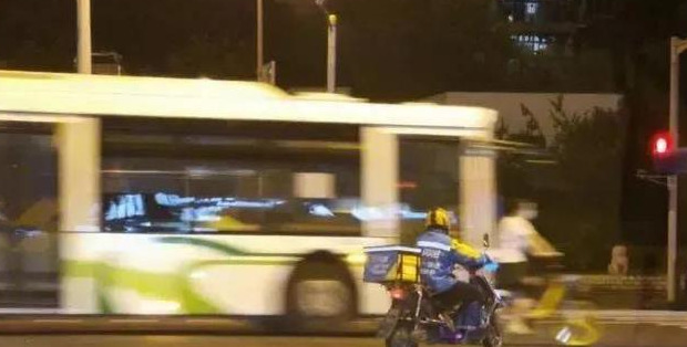 闪送员一单能挣多少钱【闪送小车车多少钱一单】