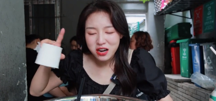 张喜喜吃播催吐【张喜喜吃播视频】