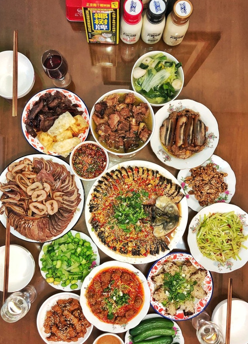 形容饭菜丰盛的句子幼儿【形容饭菜丰盛的优美句子】