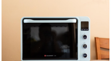 烤箱烤东西从门缝冒烟正常吗【烤箱门缝冒烟有关系吗】