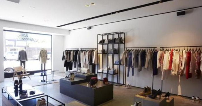 想做直播带货怎么入手【服装店直播带货的详细流程】