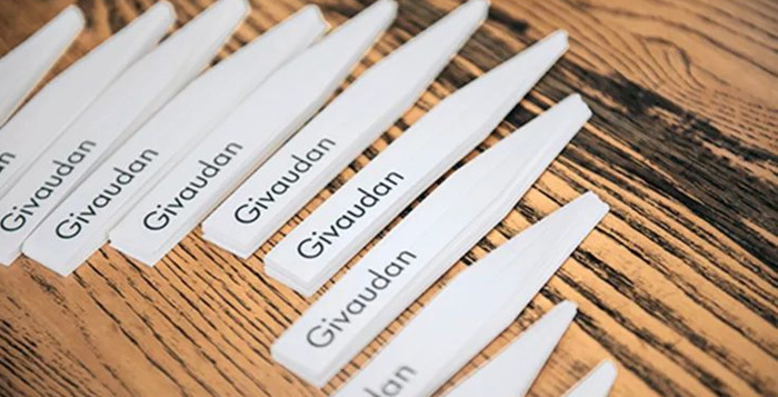 香水扩香石的使用方法【石膏扩香石的使用方法】